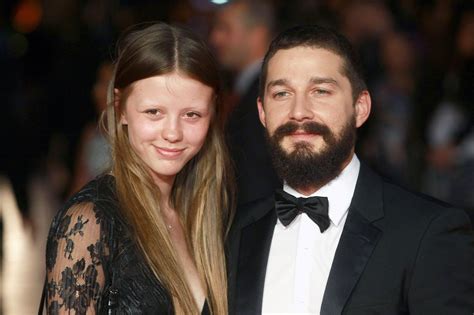 mia goth e marido|Shia LaBeouf gets married to Mia Goth